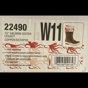 Xtratuf Women’s 15”w/Salmon Sisters Octopus Print